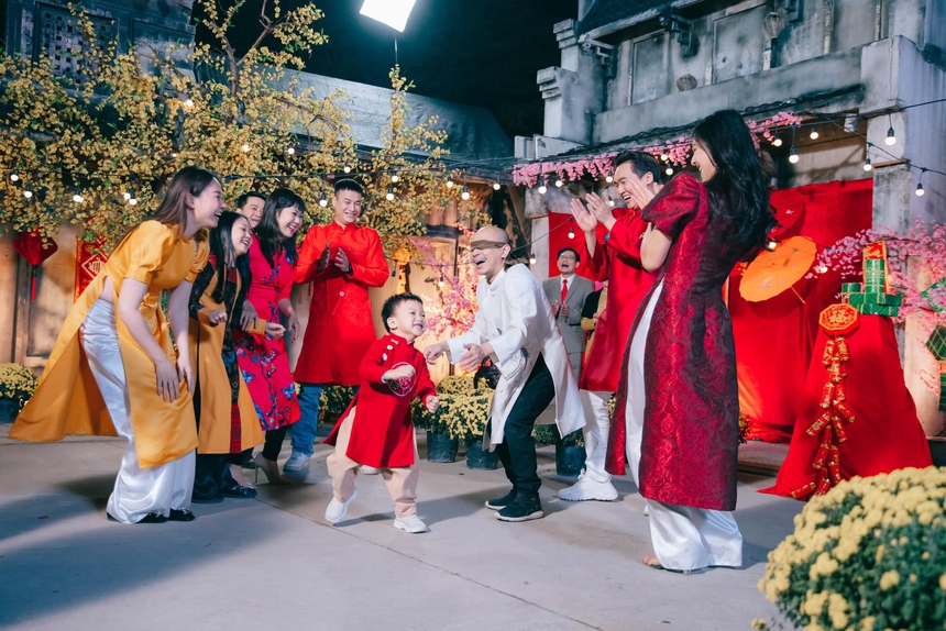 Phim Tết 2023 -  Thiêng liêng hai tiếng gia đình - Ảnh 3.