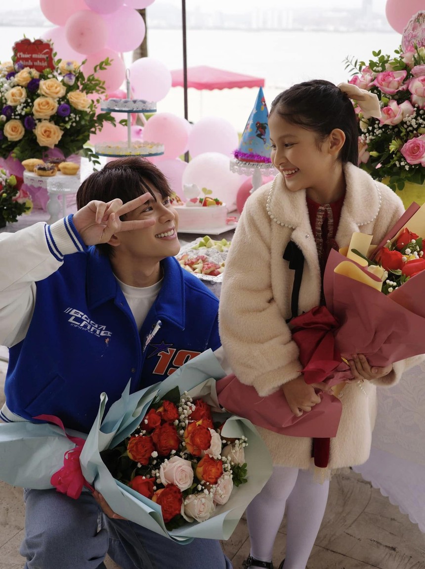 "Hành trình công lý" đóng máy, gia đình Phương - Hoàng hạnh phúc bên nhau - Ảnh 4.