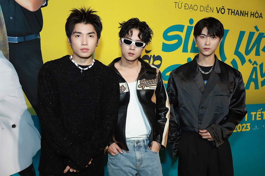 Diệu Nhi mặc đồ kín như bưng âm thầm đến ủng hộ phim mới của ông xã Anh Tú - Ảnh 18.