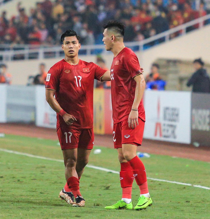 Tuyển thủ Việt Nam tranh luận cực căng sau trận hòa Thái Lan - Ảnh 6.