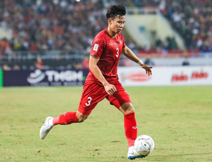 Tuyển Việt Nam phối hợp quá đỉnh, Tiến Linh đánh đầu xé lưới tuyển Thái Lan - Ảnh 1.