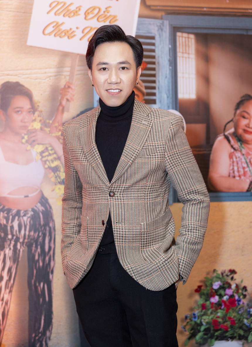 Trấn Thành - Hari Won dạo này tình muốn xỉu: Phát 'cẩu lương' cạnh dàn sao đình đám ngay tại họp báo 'Nhà bà nữ'! - Ảnh 11.