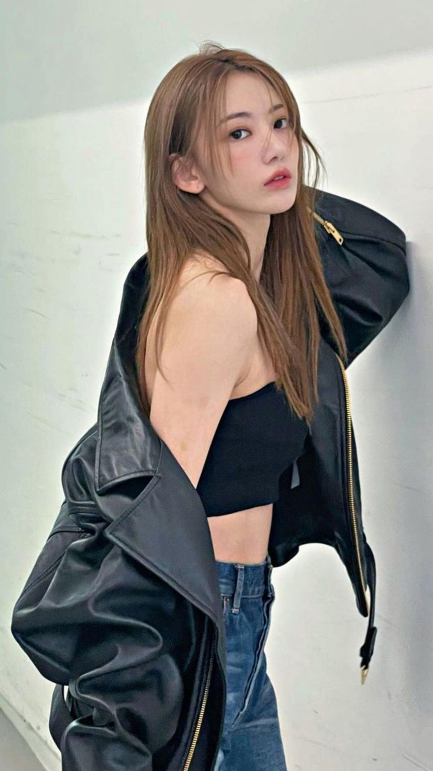 Đây là nữ idol Kpop mê LMHT đến quên ăn quên ngủ,  cải thiện tiếng Hàn nhờ chơi game - Ảnh 5.