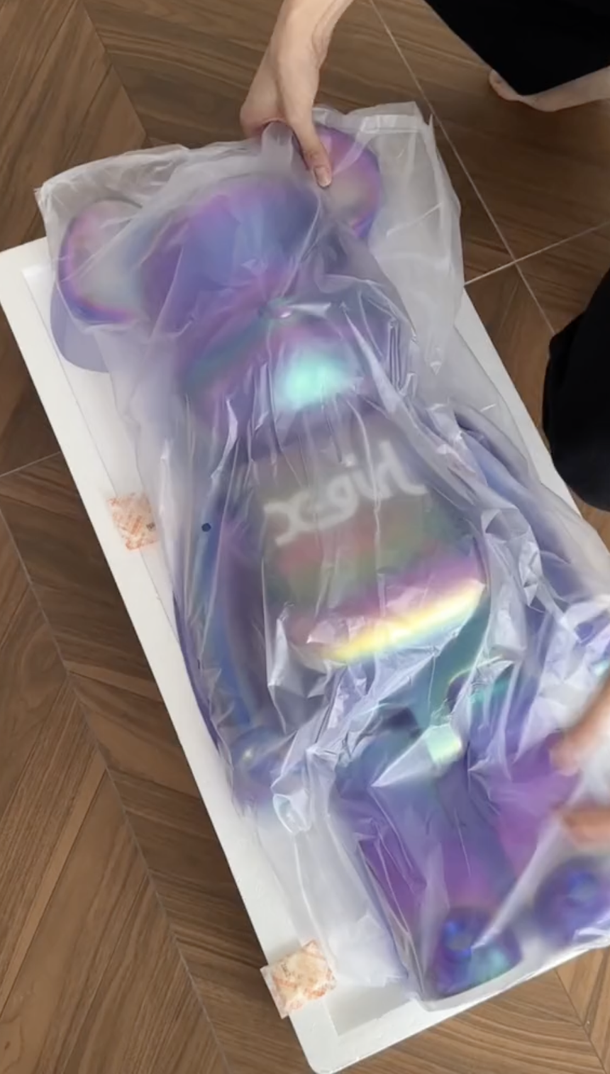 Sắm Tết kiểu người giàu: Không phải mai đàoquất, Kỳ Duyên chi 28 triệu để ''tậu'' gấu nhựa về chưng trong nhà - Ảnh 4.