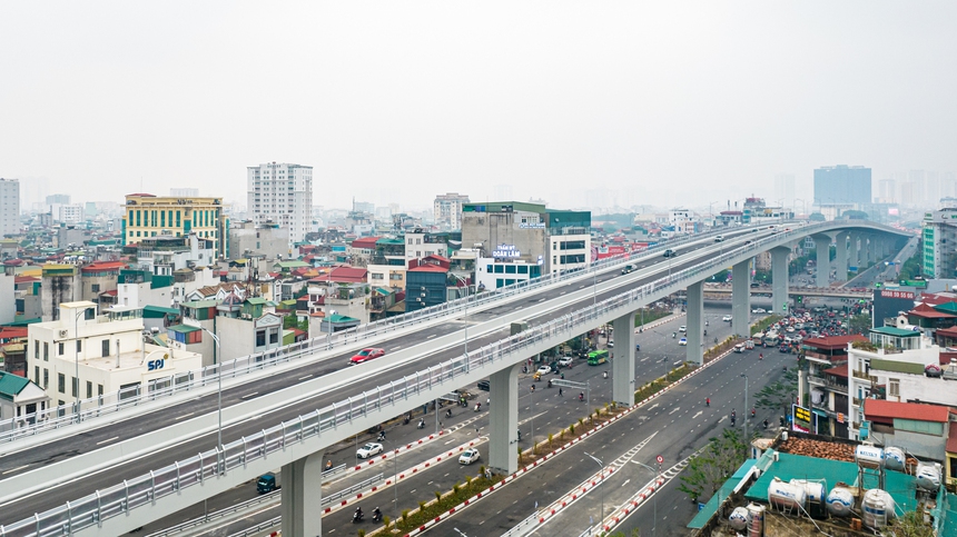 Vành đai 2 sau khi thông xe: Thêm bảng điện tử như nước ngoài, tốn gần 1 phút chỉ để đi 100 mét ở nút giao cuối - Ảnh 11.