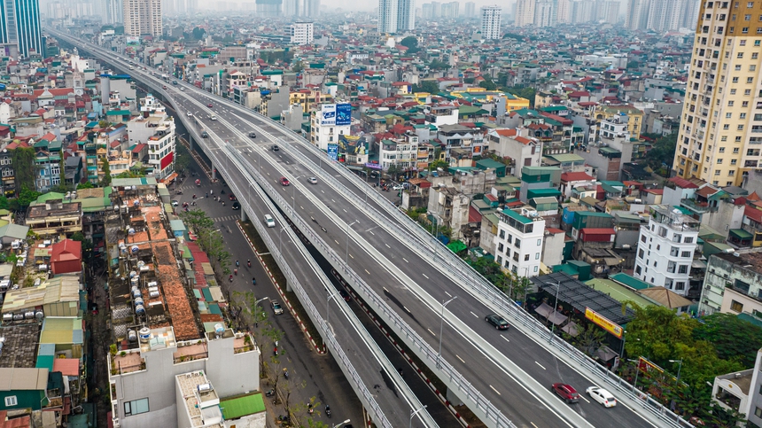 Vành đai 2 sau khi thông xe: Thêm bảng điện tử như nước ngoài, tốn gần 1 phút chỉ để đi 100 mét ở nút giao cuối - Ảnh 12.