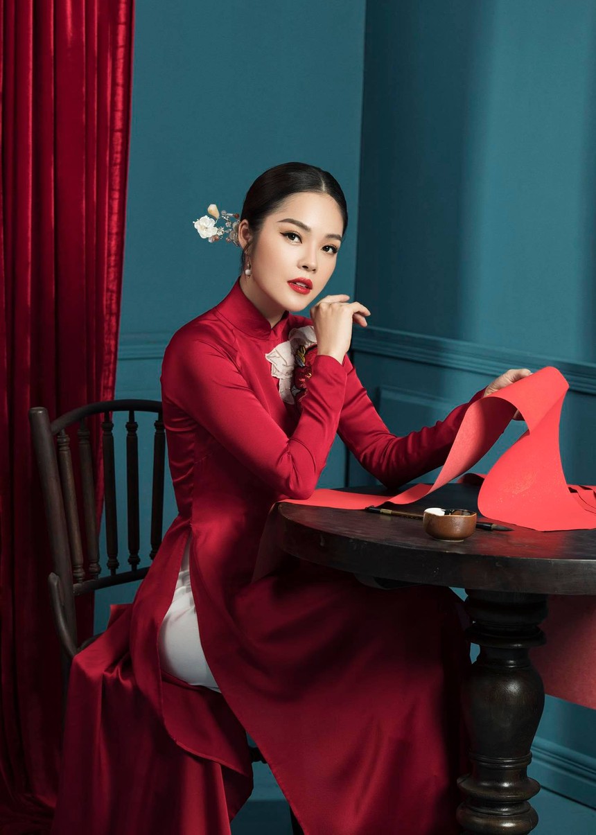 Dương Cẩm Lynh nói gì về tin đồn 'nghiện cờ bạc'? - Ảnh 2. Dương Cẩm Lynh nói gì về tin đồn 'nghiện cờ bạc'? - Ảnh 2.