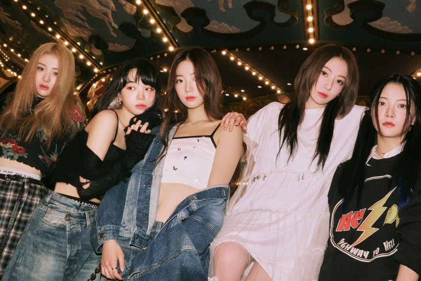 IVE, NewJeans và LE SSERAFIM dẫn đầu nhóm nữ thế hệ thứ 4 trong năm mới - Ảnh 4.