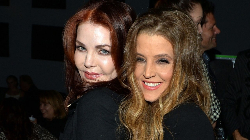 Lisa Marie Presley - con gái Elvis Presley qua đời ở tuổi 54 - Ảnh 2. Lisa Marie Presley - con gái Elvis Presley qua đời ở tuổi 54 - Ảnh 2.