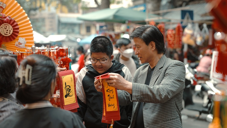 Nghệ sĩ Quốc Tuấn bật khóc vì món quà bất ngờ từ bé Bôm - Ảnh 5.