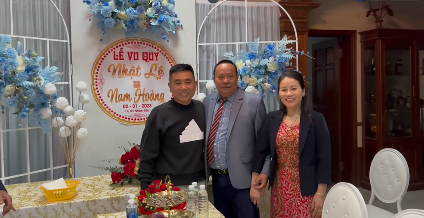 Hé lộ cơ ngơi “khủng” của Quang Linh Vlogs tại quê nhà Nghệ An - Ảnh 5. Hé lộ cơ ngơi “khủng” của Quang Linh Vlogs tại quê nhà Nghệ An - Ảnh 5.