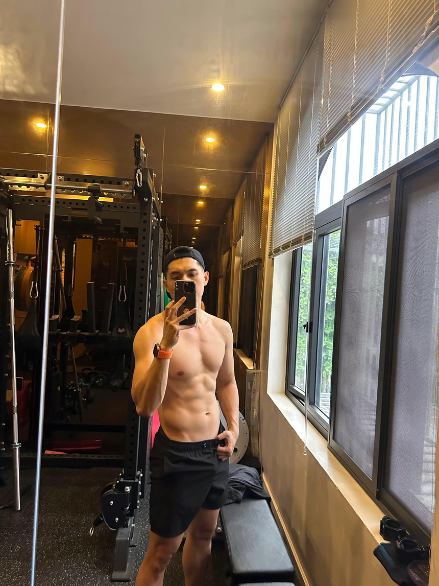 Lệ Quyên 'xù lông' đáp trả bình luận kém duyên về tình trẻ nhưng bị phản ứng ngược? - Ảnh 1. Lệ Quyên 'xù lông' đáp trả bình luận kém duyên về tình trẻ nhưng bị phản ứng ngược? - Ảnh 1.