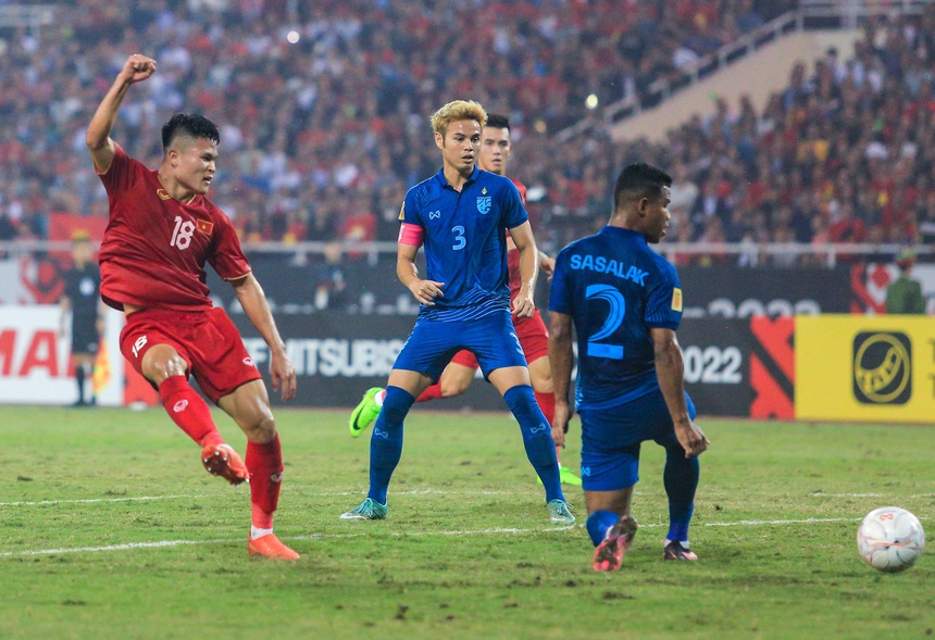 Tiến Linh tiếc nuối khi bỏ lỡ cú đúp vào lưới Thái Lan, Tuấn Hải vẫn 'kém duyên' với AFF Cup - Ảnh 5.