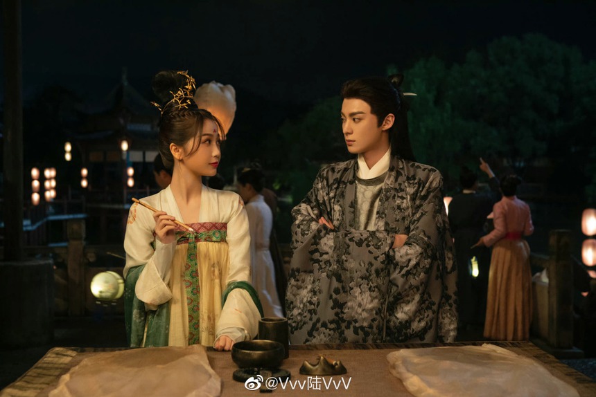 'Cạn lời' với giải thưởng Đêm hội Gào thét 2022: 'Tra nam' lại được yêu thích nhất, Triệu Lệ Dĩnh chạy ngay đi! - Ảnh 3. 'Cạn lời' với giải thưởng Đêm hội Gào thét 2022: 'Tra nam' lại được yêu thích nhất, Triệu Lệ Dĩnh chạy ngay đi! - Ảnh 3.