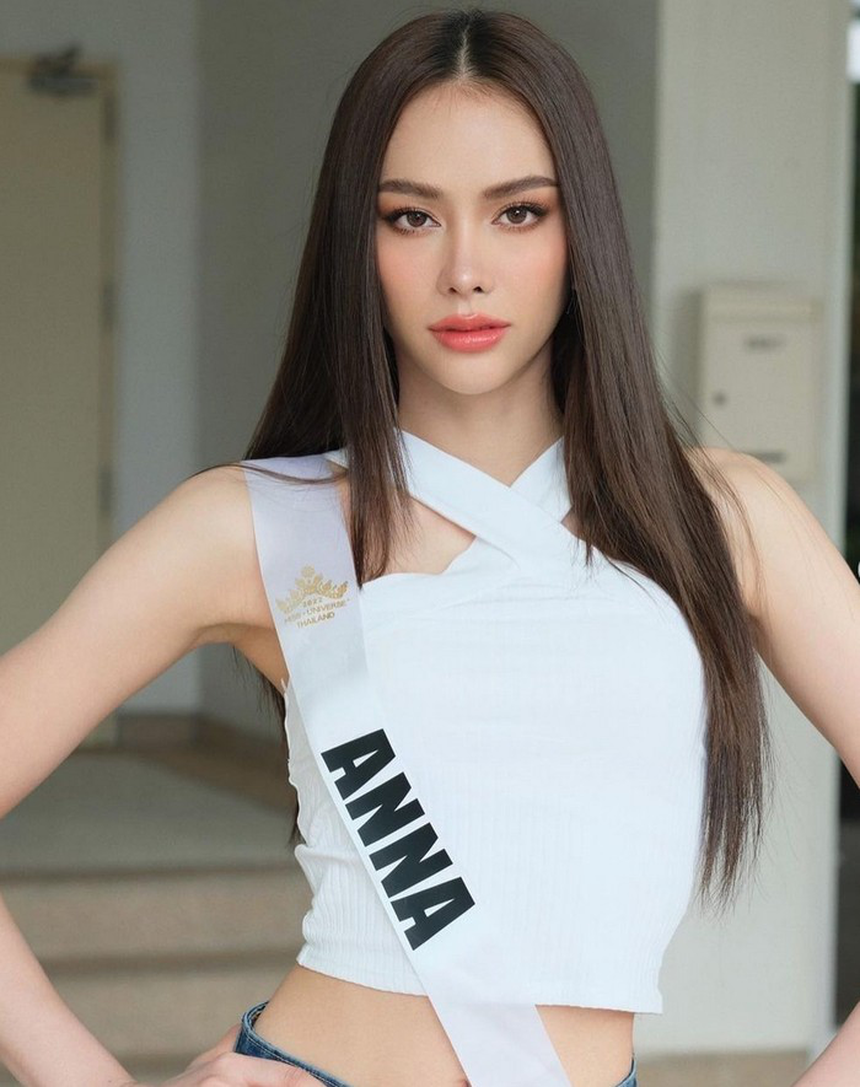 Đối thủ của Ngọc Châu diện váy làm từ... nắp lon: Hé lộ số phận đáng thương sau thiết kế độc dị - Ảnh 4. Đối thủ của Ngọc Châu diện váy làm từ... nắp lon: Hé lộ số phận đáng thương sau thiết kế độc dị - Ảnh 4.