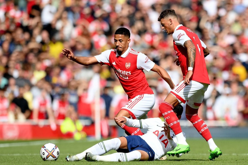 Lịch thi đấu bóng đá hôm nay 15/1: Derby London và Kinh điển - Ảnh 7. Lịch thi đấu bóng đá hôm nay 15/1: Derby London và Kinh điển - Ảnh 7.