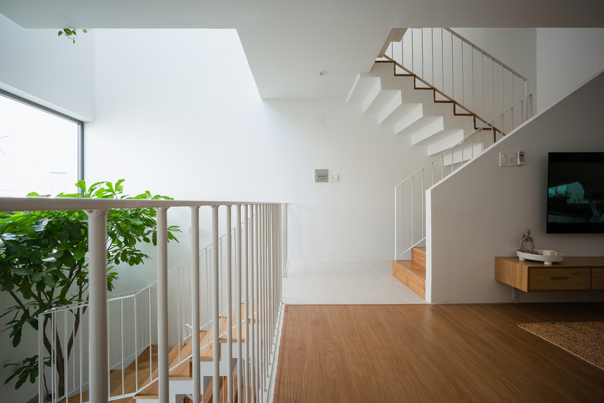 Đưa sân vườn, ban công "gói gọn" vào trong căn nhà 50m2 - Ảnh 6.