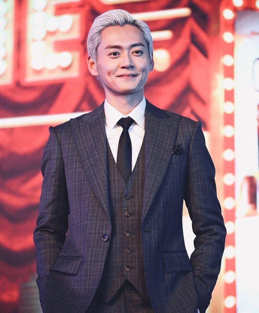 Sau 'nam thần thanh xuân' Kha Chấn Đông, thêm 1 mỹ nam có nguy cơ bị 'hủy dung' vì tai nạn phim trường nghiêm trọng! - Ảnh 3. Sau 'nam thần thanh xuân' Kha Chấn Đông, thêm 1 mỹ nam có nguy cơ bị 'hủy dung' vì tai nạn phim trường nghiêm trọng! - Ảnh 3.