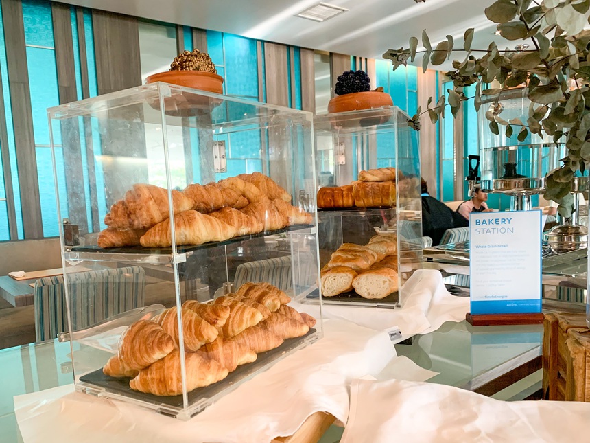 Buffet sáng của đội tuyển Việt Nam kém đa dạng - Ảnh 6. Buffet sáng của đội tuyển Việt Nam kém đa dạng - Ảnh 6.