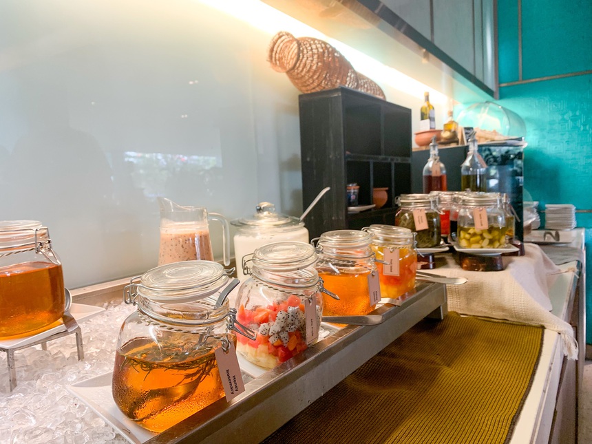 Buffet sáng của đội tuyển Việt Nam kém đa dạng - Ảnh 9. Buffet sáng của đội tuyển Việt Nam kém đa dạng - Ảnh 9.