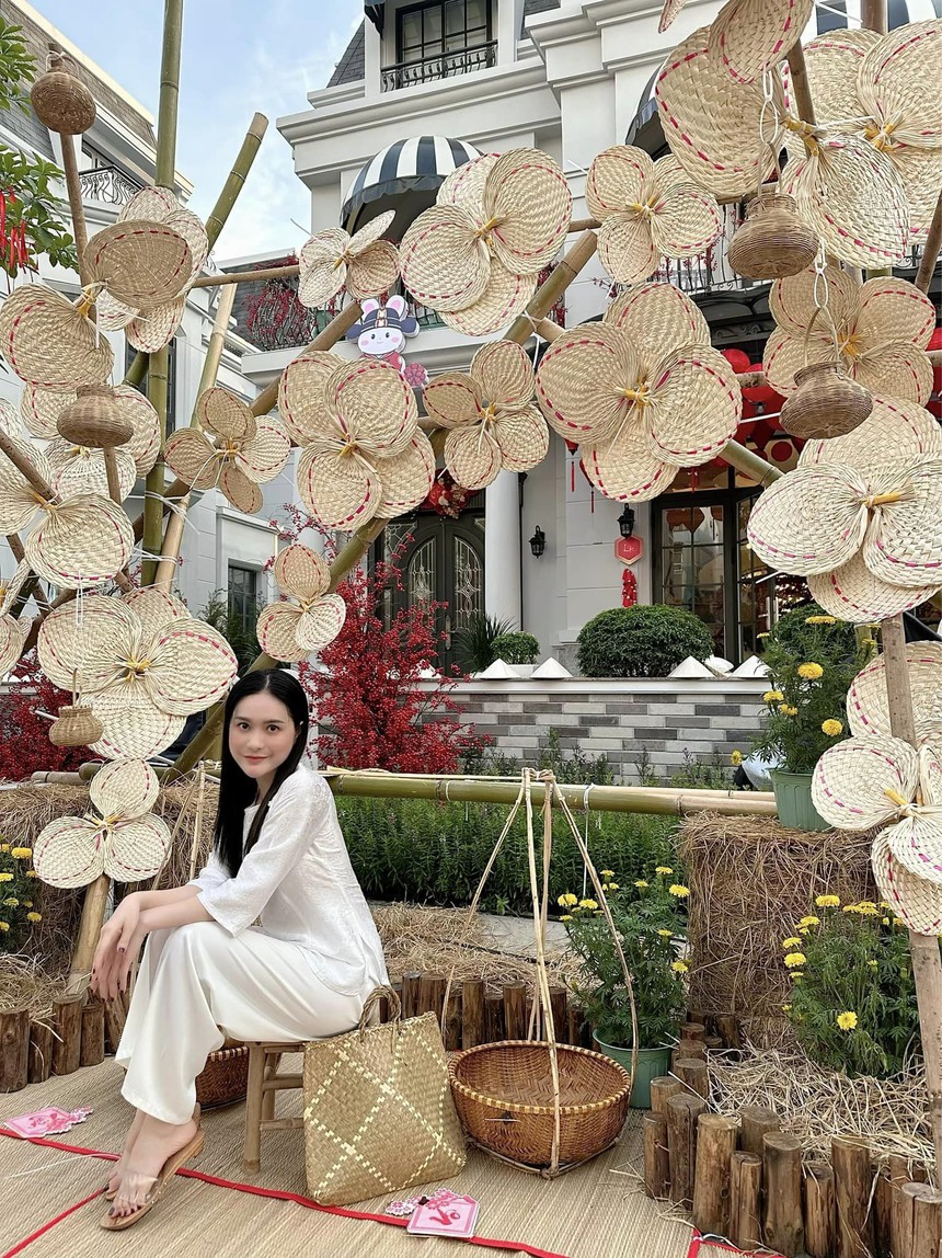 Đoàn Di Băng đầu tư xây chợ quê cực khủng giữa khu đại gia, nhưng phải dẹp bỏ chỉ sau 3 tiếng? - Ảnh 3. Đoàn Di Băng đầu tư xây chợ quê cực khủng giữa khu đại gia, nhưng phải dẹp bỏ chỉ sau 3 tiếng? - Ảnh 3.