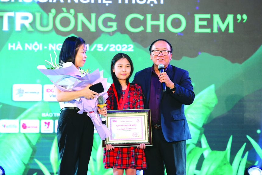 'Khát vọng Dế Mèn' An Băng: 'Con lì xì tất cả/ Một năm đầy yêu thương' - Ảnh 1.