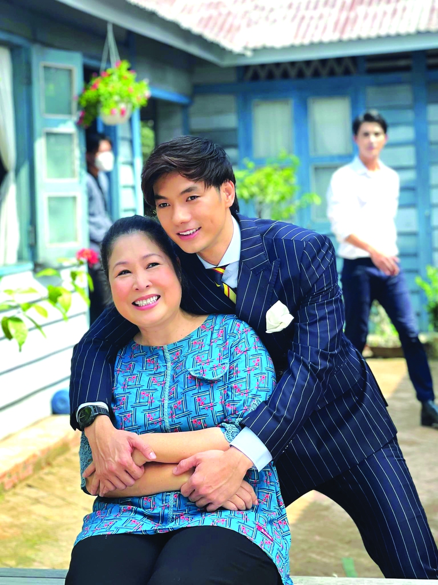 Nhan Phúc Vinh: 'Đơn giản là tôi vẫn độc thân' - Ảnh 3. Nhan Phúc Vinh: 'Đơn giản là tôi vẫn độc thân' - Ảnh 3.