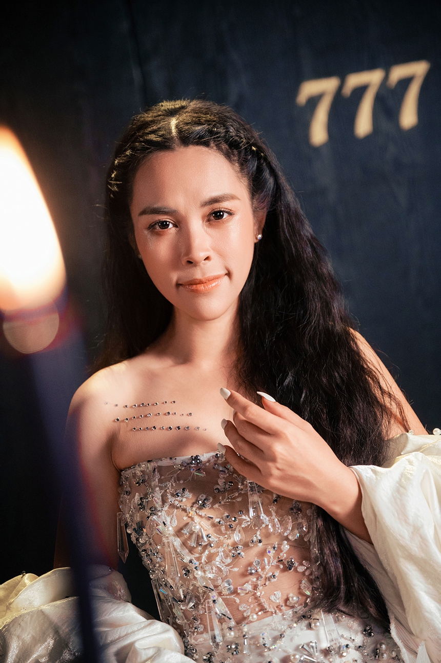 Xuất hiện vài giây trong MV của O Sen Ngọc Mai nhưng NSƯT Quốc Nghiệp vẫn chiếm spotlight - Ảnh 7.