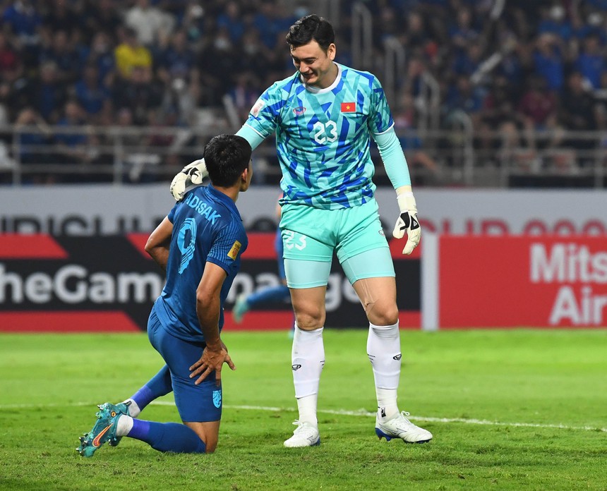 Theerathon chủ động làm hoà với Quế Ngọc Hải - Ảnh 8.