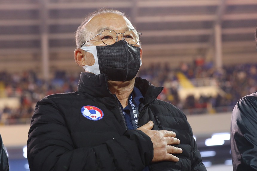 Bóng đá Việt Nam ngày 4/2: Trợ lý HLV Park Hang Seo nhắn nhủ cầu thủ Việt Nam - Ảnh 3.