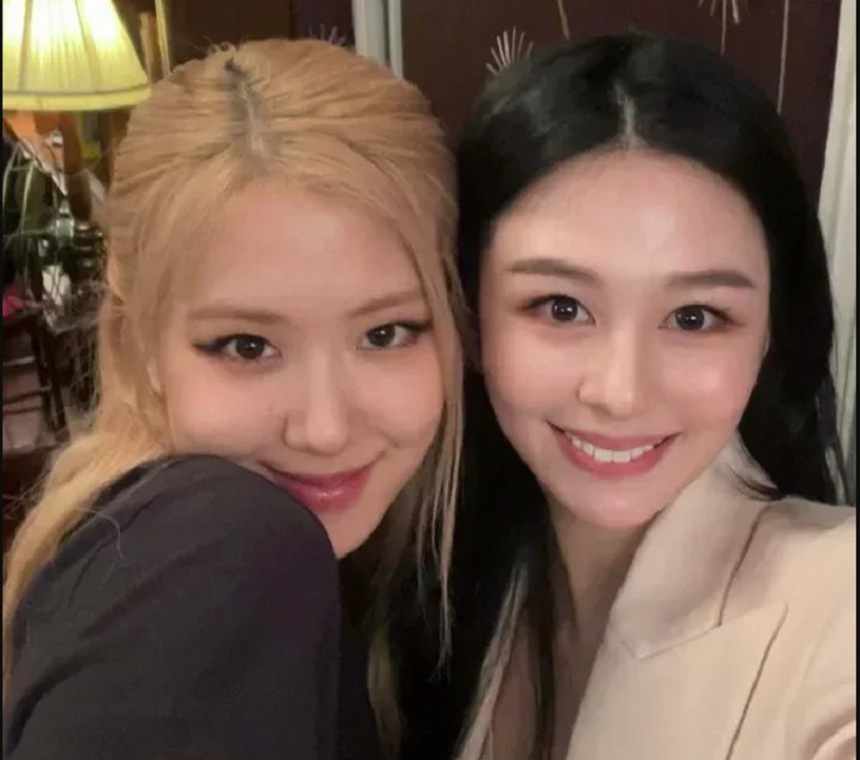 Rosé Blackpink bất ngờ lộ tình bạn thân thiết với chaebol Trung Quốc - Ảnh 3. Rosé Blackpink bất ngờ lộ tình bạn thân thiết với chaebol Trung Quốc - Ảnh 3.