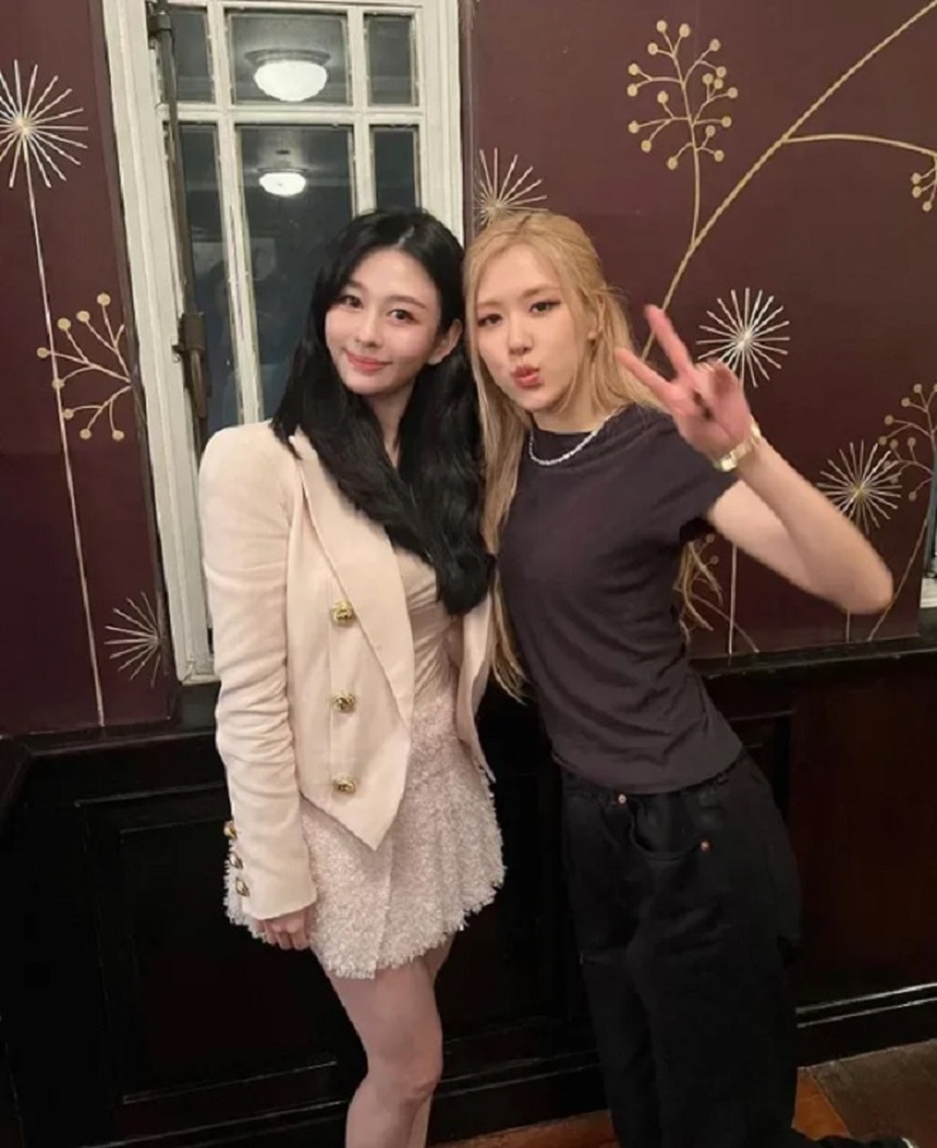 Rosé Blackpink bất ngờ lộ tình bạn thân thiết với chaebol Trung Quốc - Ảnh 4. Rosé Blackpink bất ngờ lộ tình bạn thân thiết với chaebol Trung Quốc - Ảnh 4.