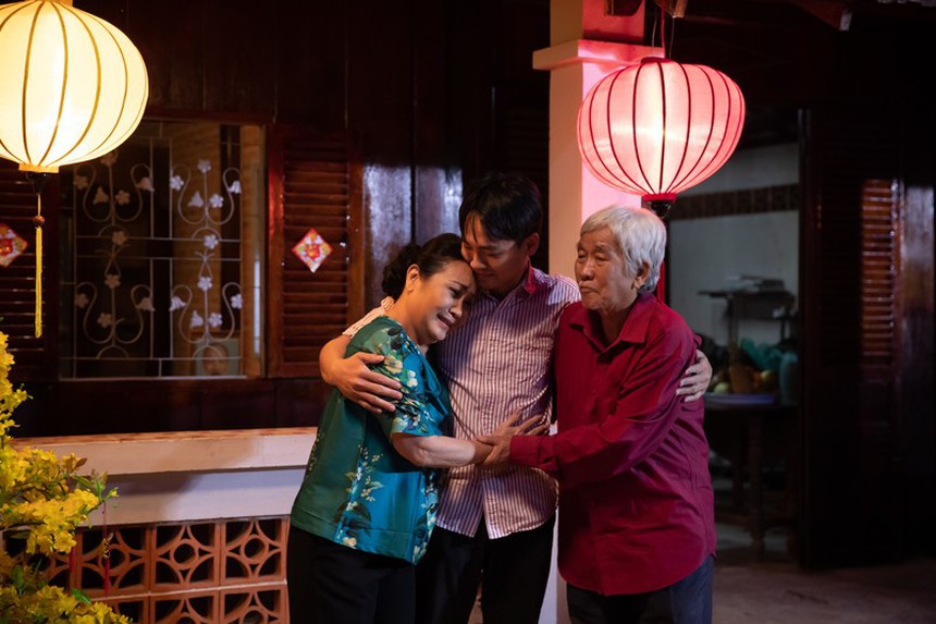 MV 'Chuyến xe chiều 30 Tết': Tết rồi, về nhà thôi! - Ảnh 5.