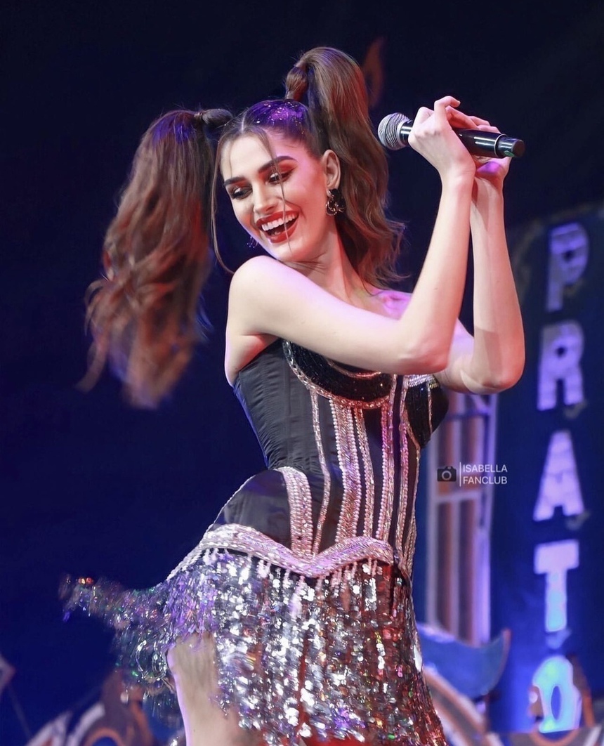 Tân MU vừa đăng quang đã được hưởng nhiều đặc quyền đẳng cấp - Ảnh 10.