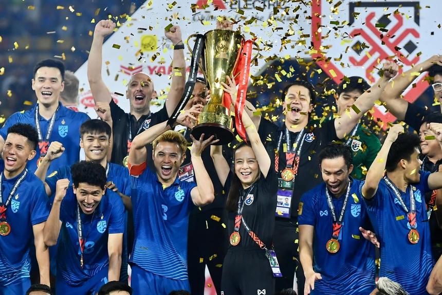 Tỷ phú Thái Lan chính thức tranh cử vị trí Chủ tịch, mục tiêu đưa "Voi chiến" dự World Cup - Ảnh 1. Tỷ phú Thái Lan chính thức tranh cử vị trí Chủ tịch, mục tiêu đưa "Voi chiến" dự World Cup - Ảnh 1.