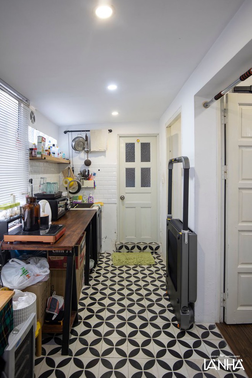 Nhà tập thể cũ 46 m2 chứa quá nhiều đồ, cửa các phòng chồng chéo nhau, vợ nhiều lần thốt lên "không thể chịu đựng được": KTS đưa ra giải pháp gì? - Ảnh 3.