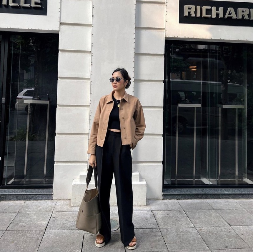 Tăng Thanh Hà chăm khoe dáng nuột sau sinh con thứ 3 - Ảnh 8.