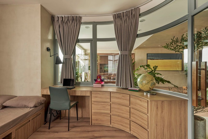 (21/1) Mua căn hộ 143 m2 không ưng ý, vợ chồng Sài Gòn đập hết vách ngăn, trồng cây xanh khắp các phòng, không mua TV để giáo dục con  - Ảnh 12.