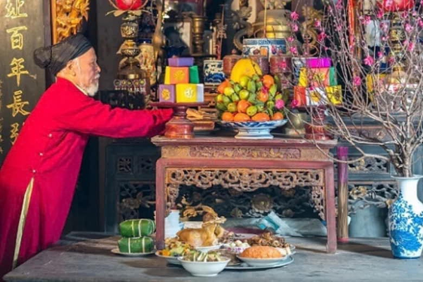 Cúng Tất niên đón năm mới 2023 vào ngày nào tốt nhất? Chi tiết bài cúng theo Văn khấn cổ truyền Việt Nam - Ảnh 4.