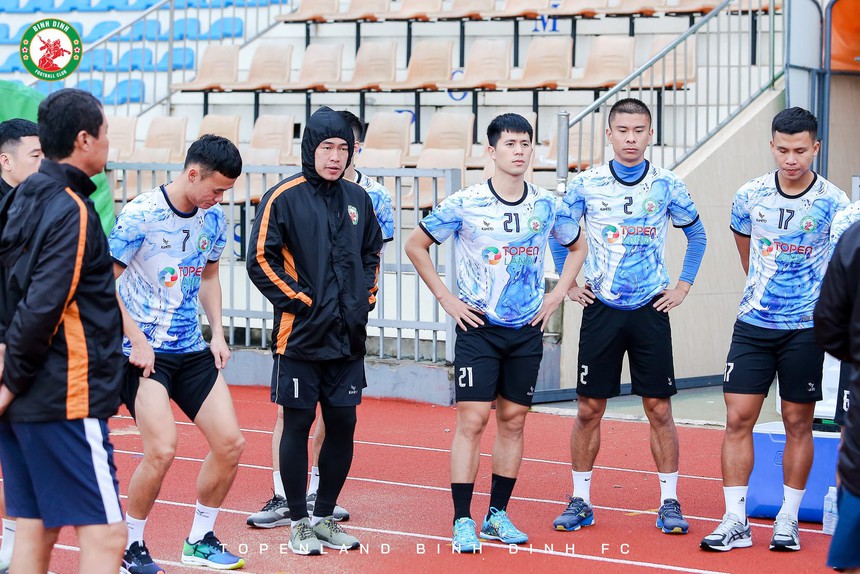 Đình Trọng lại đứt dây chằng hay nốt trầm của ông Park - Ảnh 2. Đình Trọng, Bình Định, Park Hang Seo, V League 2023