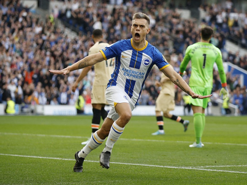 Chelsea là đội bóng tiếp theo muốn "giải cứu" Leandro Trossard Chelsea là đội bóng tiếp theo muốn "giải cứu" Leandro Trossard