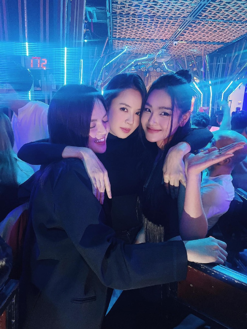 Lộ loạt ảnh chưa từng công bố của 'Hành trình công lý', Hồng Diễm đẹp hơn phim - Ảnh 14.