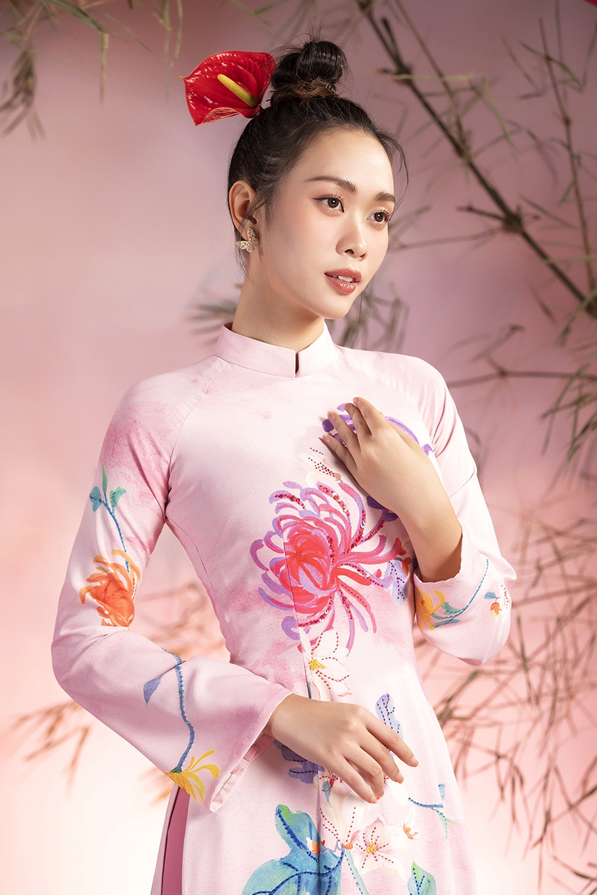 Hoa hậu Ban Mai đẹp nền nã trong BST áo dài "Vũ khúc tre xanh" của NTK Liên Hương - Ảnh 4. Hoa hậu Ban Mai đẹp nền nã trong BST áo dài "Vũ khúc tre xanh" của NTK Liên Hương - Ảnh 4.