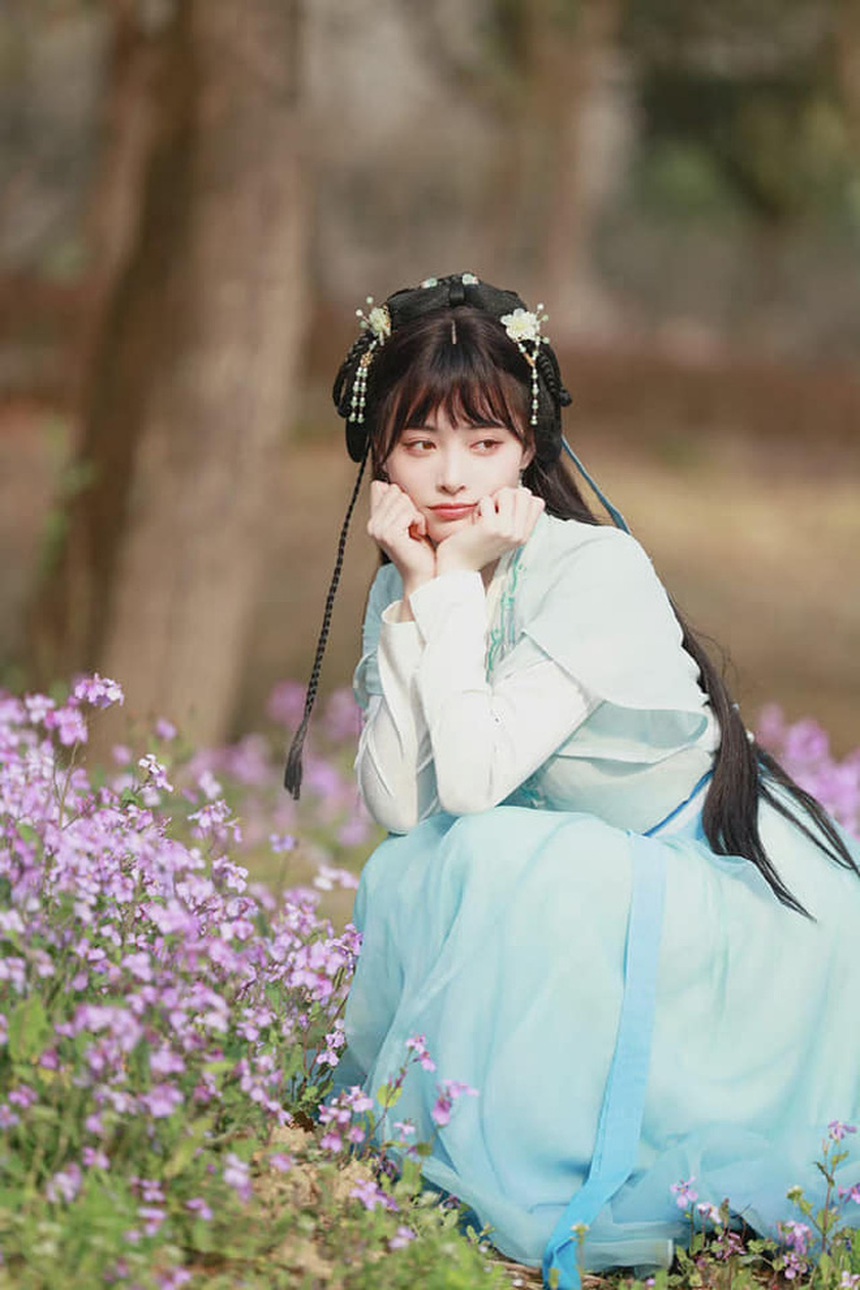 Dàn 'bản sao' Hoa ngữ gây náo loạn 2022: Cúc Tịnh Y bị chị gái 'lấn lướt', ai học đòi làm Lưu Diệc Phi thứ 2? - Ảnh 2.