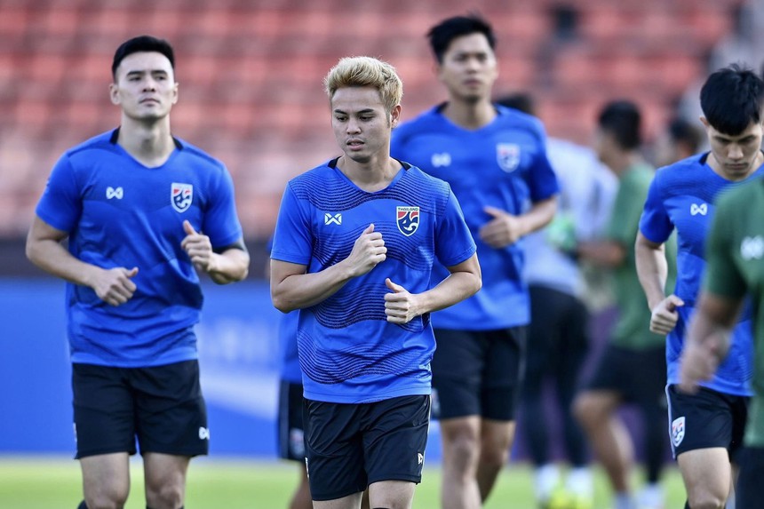 Tin nóng AFF Cup ngày 2/1: Mục tiêu tuyển Việt Nam nhất bảng, Thái Lan vs Campuchia (19h30) - Ảnh 6.