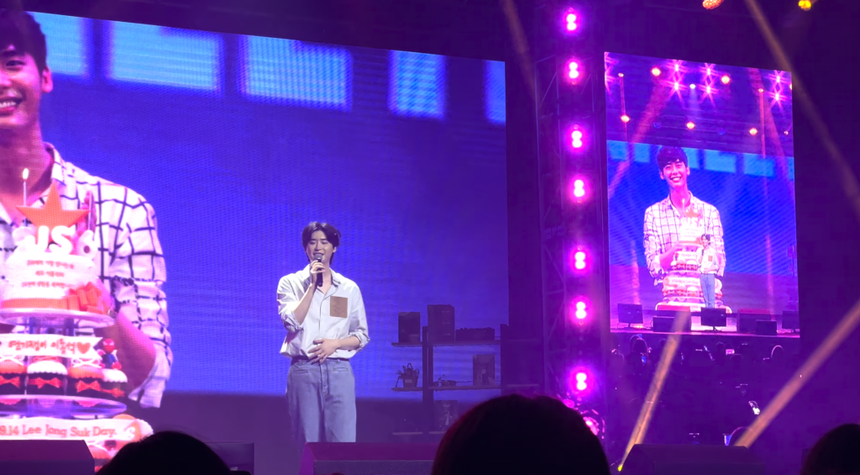 Khởi cho tình yêu của Lee Jong Suk và IU là 'The Meaning of You'?  - Ảnh 4.