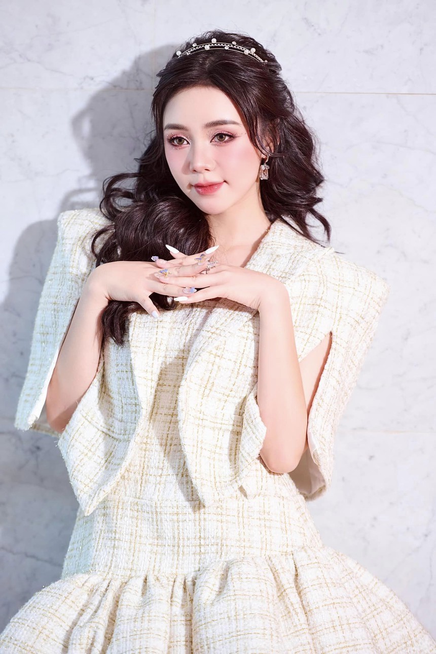 Lý do Quỳnh Kool không tham dự lễ trao giải VTV Awards - Ảnh 3. Lý do Quỳnh Kool không tham dự lễ trao giải VTV Awards - Ảnh 3.