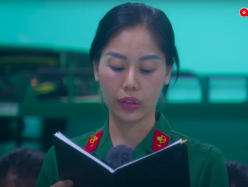 Vì sao Mai Âm Nhạc có 'gu thời trang' gây khó hiểu tại 'Sao nhập ngũ 2023'? - Ảnh 4. Vì sao Mai Âm Nhạc có 'gu thời trang' gây khó hiểu tại 'Sao nhập ngũ 2023'? - Ảnh 4.