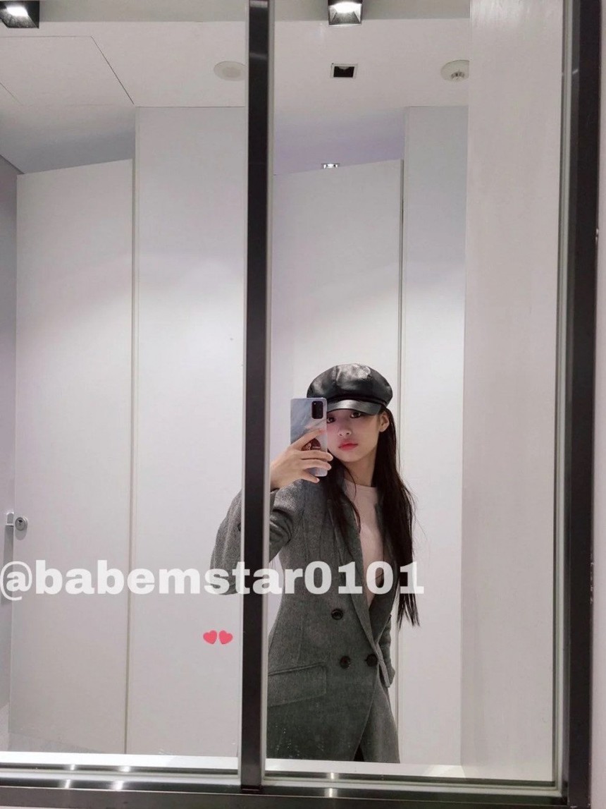 Baby Monster gây choáng với loạt ảnh pre-debut mang khí chất Jennie Blackpink - Ảnh 2. Baby Monster gây choáng với loạt ảnh pre-debut mang khí chất Jennie Blackpink - Ảnh 2.