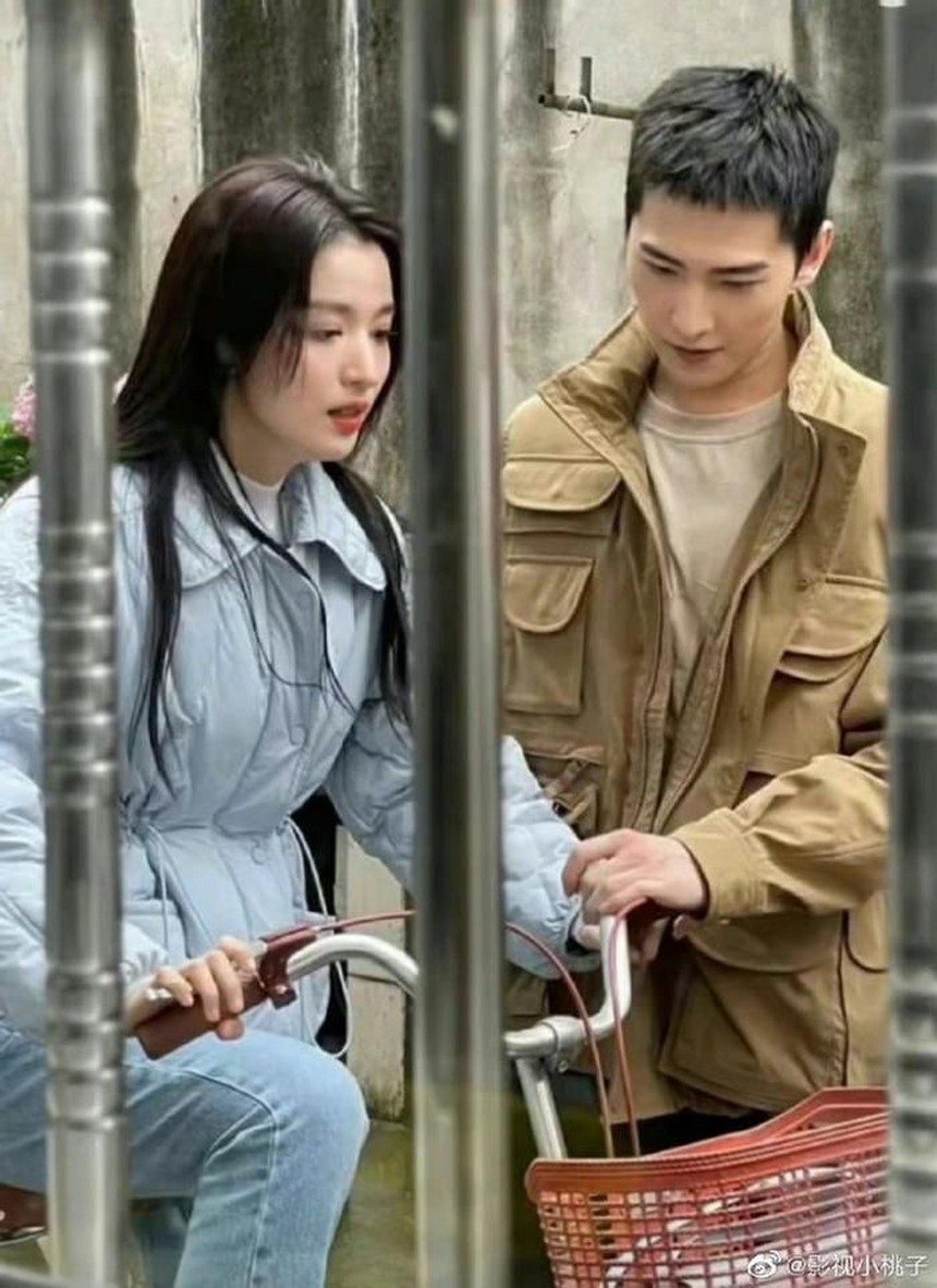 Đại chiến mỹ nhân tuổi Mẹo màn ảnh Hoa ngữ 2023: Triệu Lệ Dĩnh quyết 'đè bẹp' dàn tiểu hoa, ai dè gặp ngay 'công chúa'! - Ảnh 5.